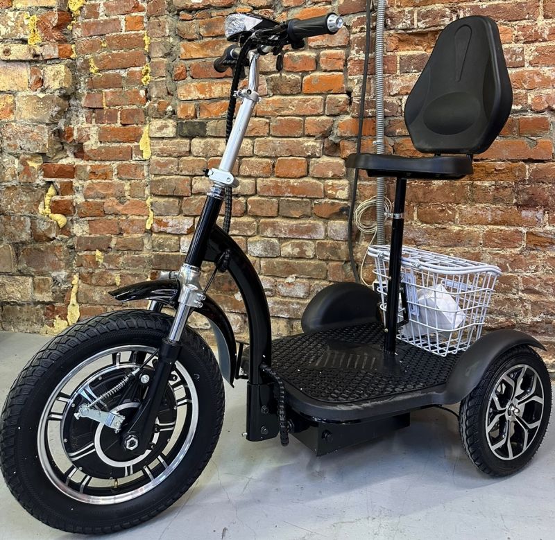 Электросамокат трицикл Zappy Lux Comfort PRO со спинкой и задним ходом Электросамокат трицикл Zappy Lux Comfort PRO со спинкой и задним ходом